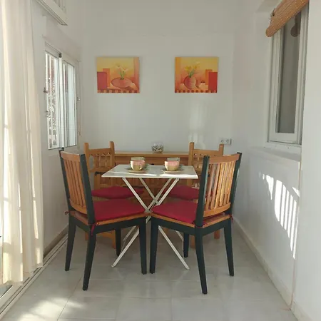 Charming In Torrevieja Near Natural Park بيت للعطل *